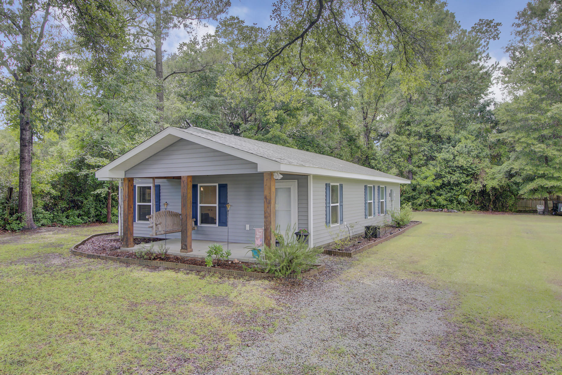 215 Cooper Street Moncks Corner, SC 29461 - Photo 4 of 31 2