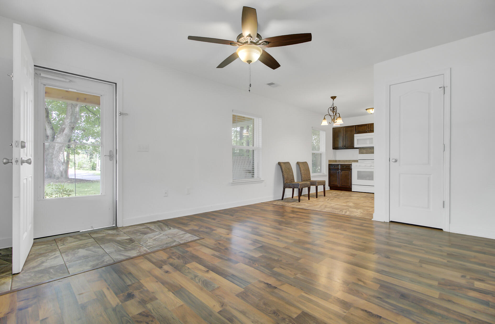 215 Cooper Street Moncks Corner, SC 29461 - Photo 7 of 31 9