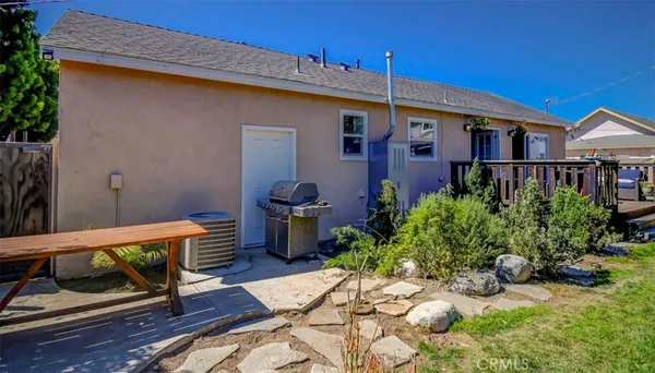 $5,500 | 138 Walnut Street, Costa Mesa, CA 92627