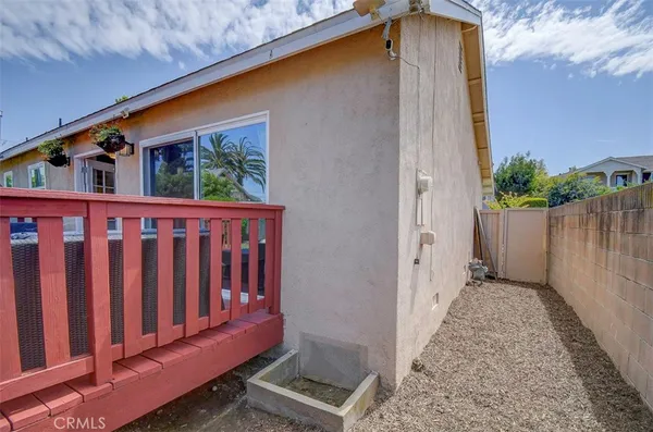 $5,500 | 138 Walnut Street, Costa Mesa, CA 92627