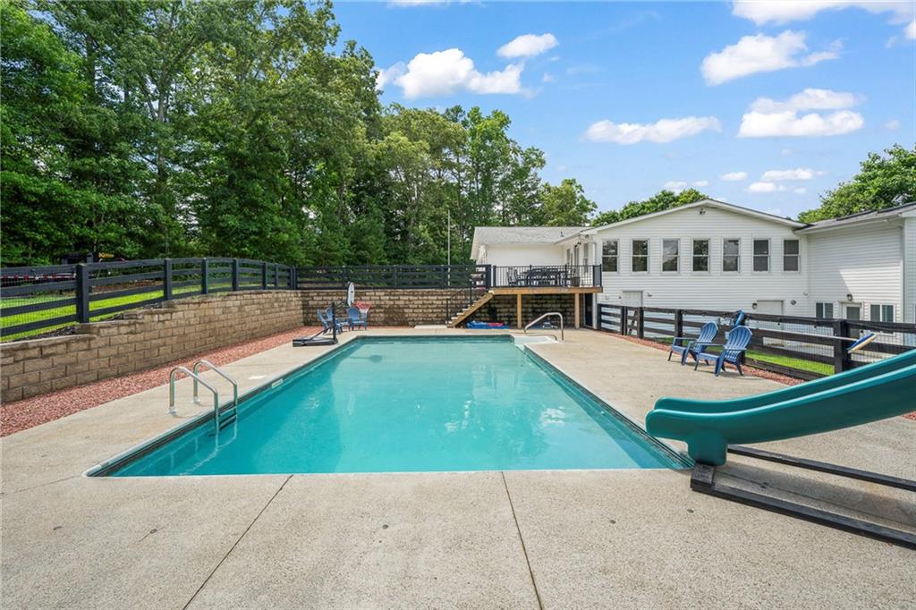 851 Lacy Road Canton, GA 30115 - Photo 4 of 63