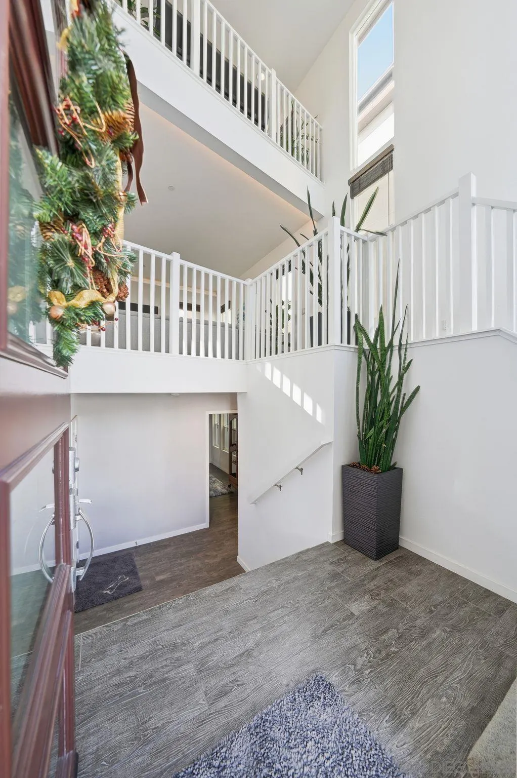 8337 Summit Way San Diego, CA 92108 - Photo 54 of 61 a view of entryway with a potted plant