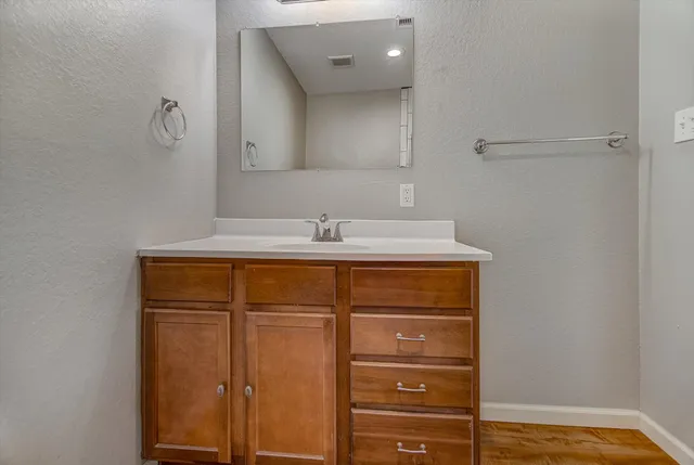 $350,000 | 170 Barracuda Street, Bayou Vista, TX 77563