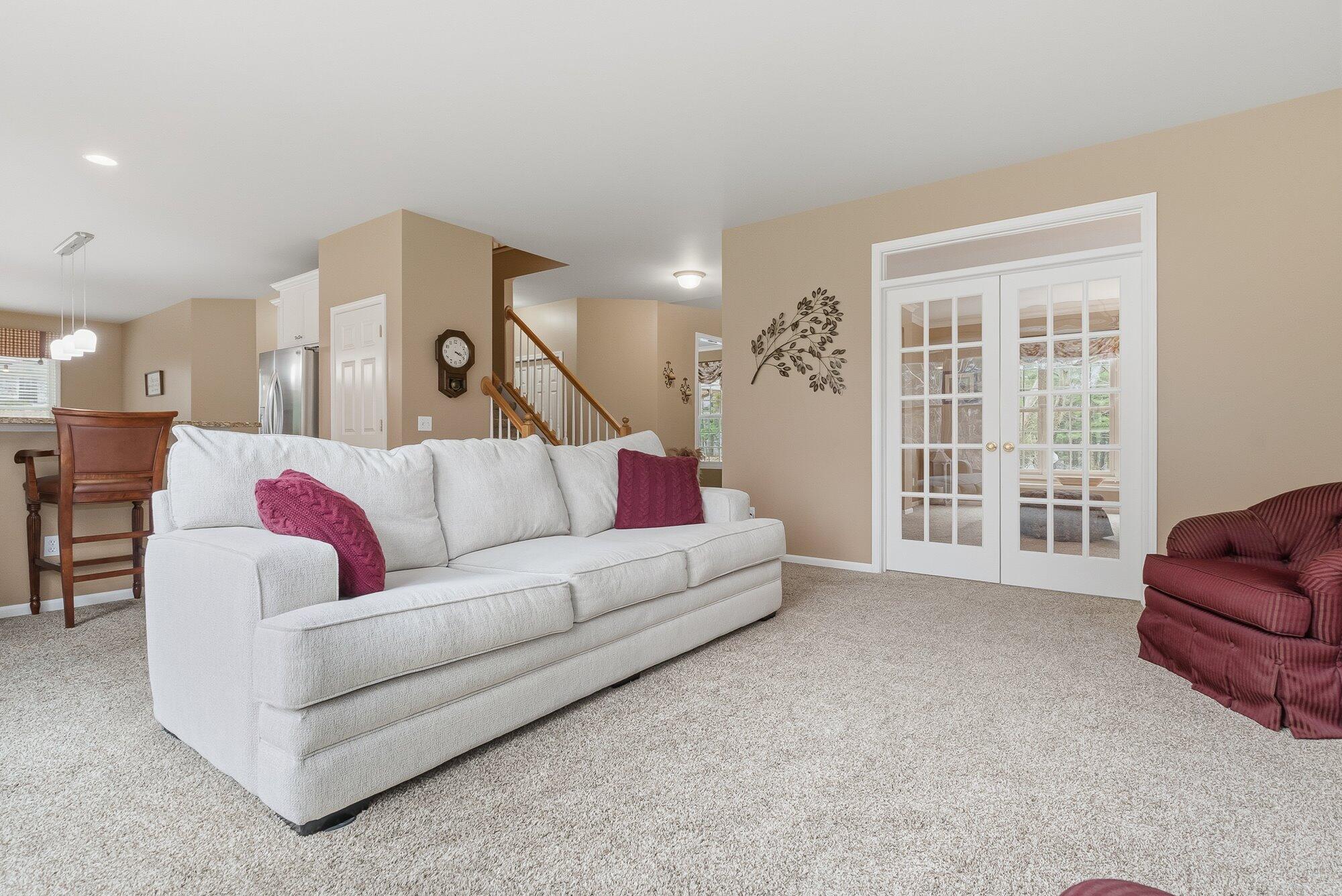 8149 Barony Point Mattawan, MI 49071 - Photo 11 of 70 13-WM8149baronypt-28