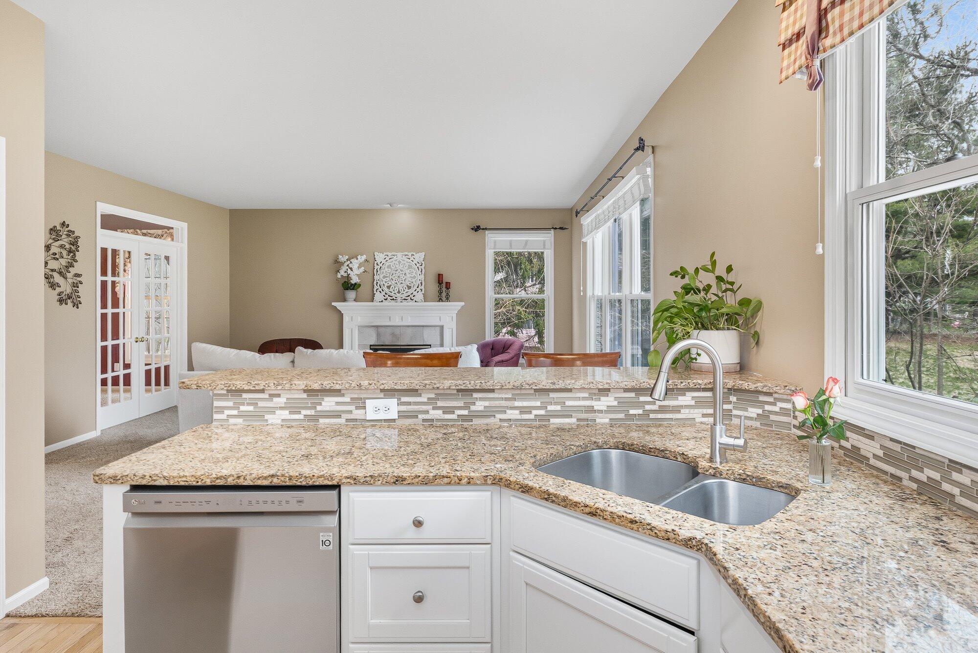 8149 Barony Point Mattawan, MI 49071 - Photo 19 of 70 20-WM8149baronypt-17