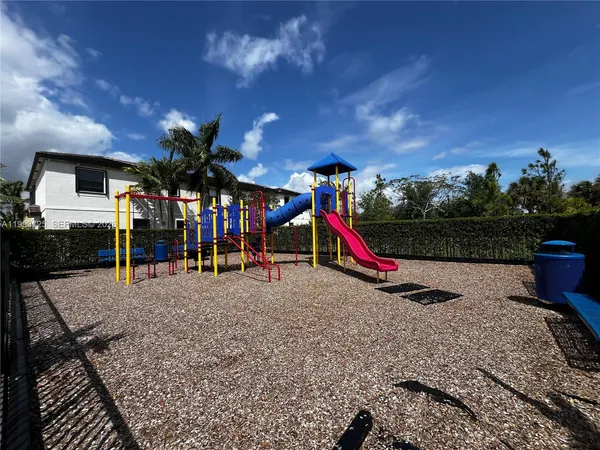 $3,500 | 5942 Mustang Manor, Davie, FL 33314