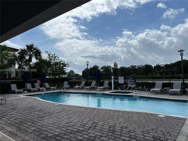 $3,500 | 5942 Mustang Manor, Davie, FL 33314