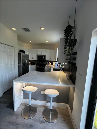 $3,500 | 5942 Mustang Manor, Davie, FL 33314