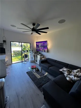 $3,500 | 5942 Mustang Manor, Davie, FL 33314