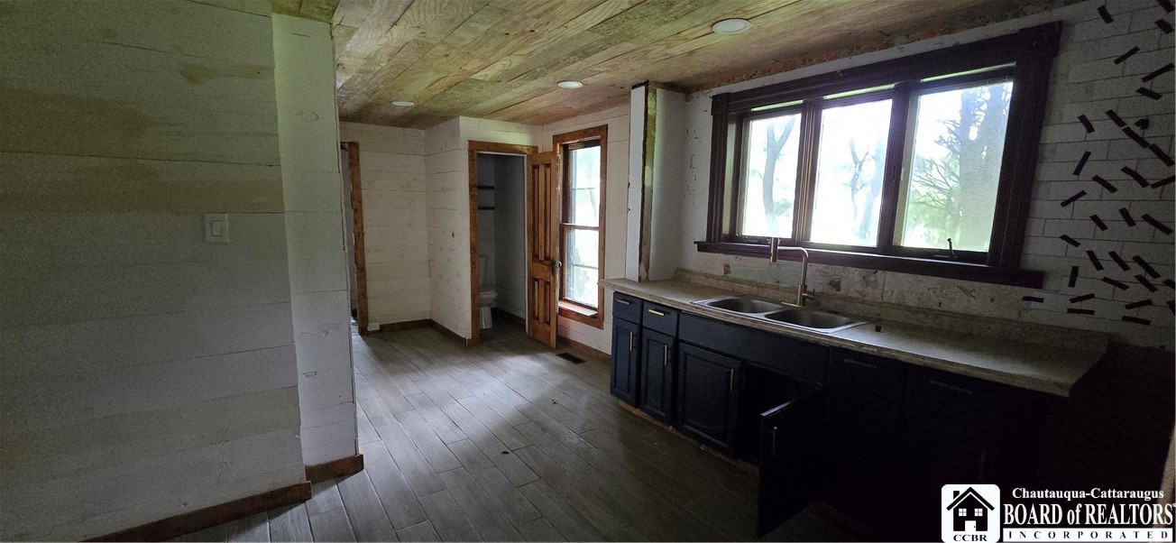 849 South Avenue Custer City, PA 16725 - Photo 11 of 16