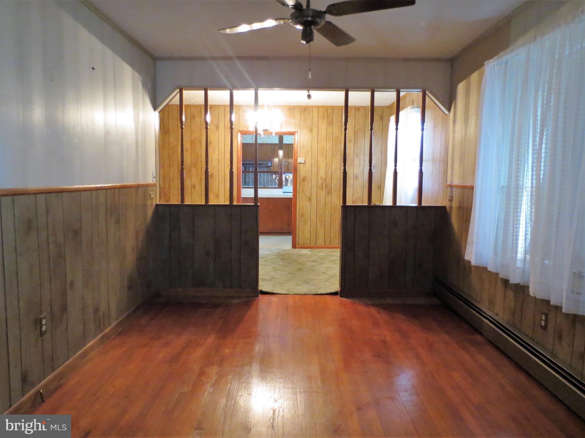 2976 St Leonard Road Port Republic, MD 20676 - Photo 8 of 23 Living Room