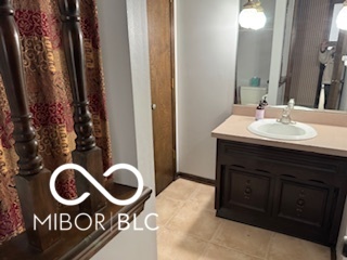 8835 Winding Ridge Road Indianapolis, IN 46217 - Photo 4 of 13