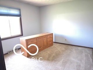 8835 Winding Ridge Road Indianapolis, IN 46217 - Photo 5 of 13