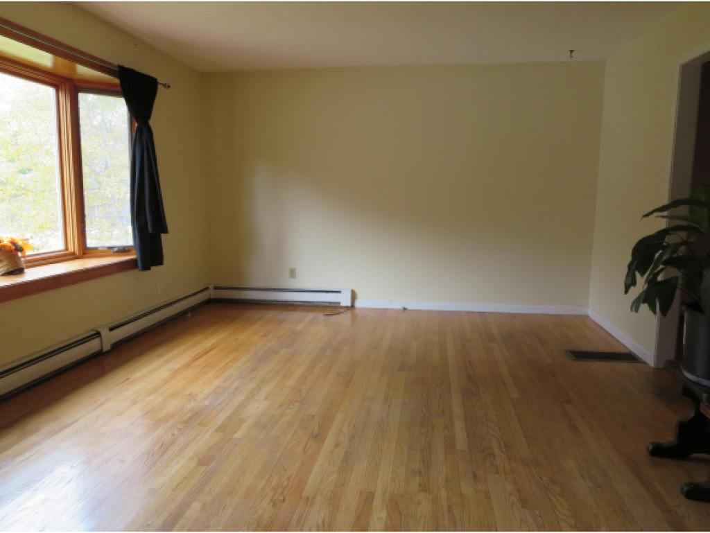 1933 Huntington Road Richmond, VT 05477 - Photo 6 of 14 Gallery Image 6