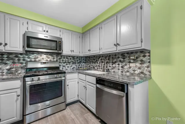 $487,500 | 911 North Quince Lane, Mount Prospect, IL 60056