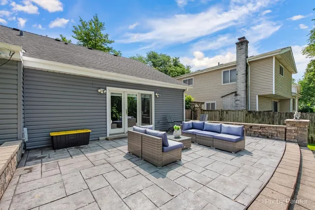 $487,500 | 911 North Quince Lane, Mount Prospect, IL 60056