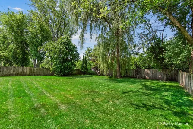 $487,500 | 911 North Quince Lane, Mount Prospect, IL 60056