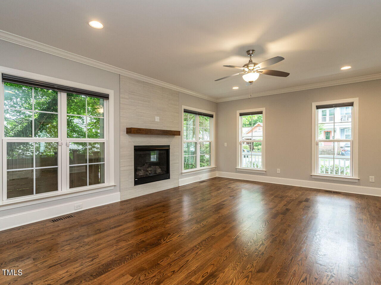 1506 East Jones Street Raleigh, NC 27610 - Photo 6 of 35 006-1280x960-family-room