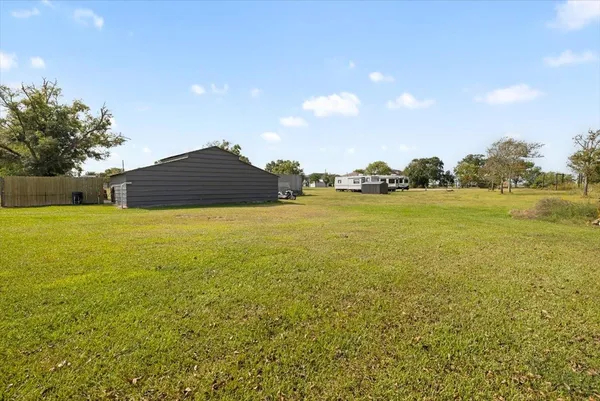 $45,000 | 202 Spence Street, Anahuac, TX 77514