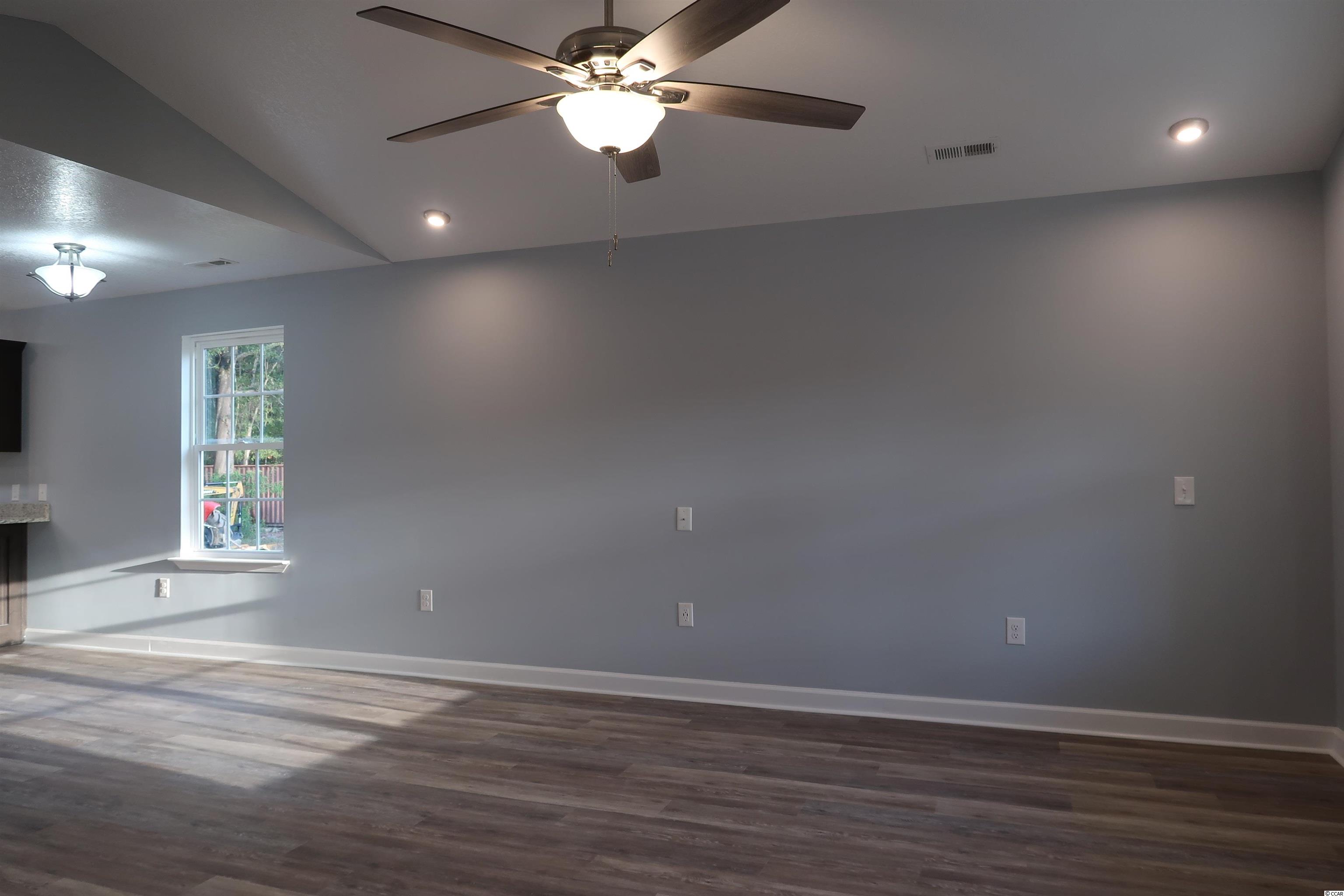 1336 Knotty Branch Road Conway, SC 29527 - Photo 4 of 21 Gallery Image 4
