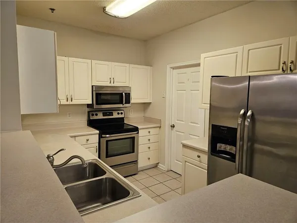 $2,000 | 510 Spring Heights Lane, Unit 5, Smyrna, GA 30080