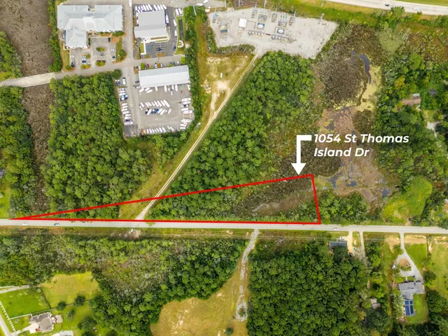$500,000 | 1054 St Thomas Island Drive, Wando, SC 29492