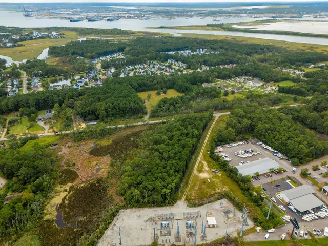 $500,000 | 1054 St Thomas Island Drive, Wando, SC 29492