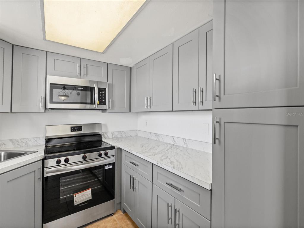 5135 Gemstone Drive, Unit 103 New Port Richey, FL 34652 - Photo 8 of 31