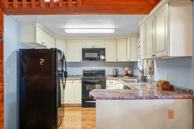 $550,000 | 71 Sunrise Park Road, Jefferson, ME 04348