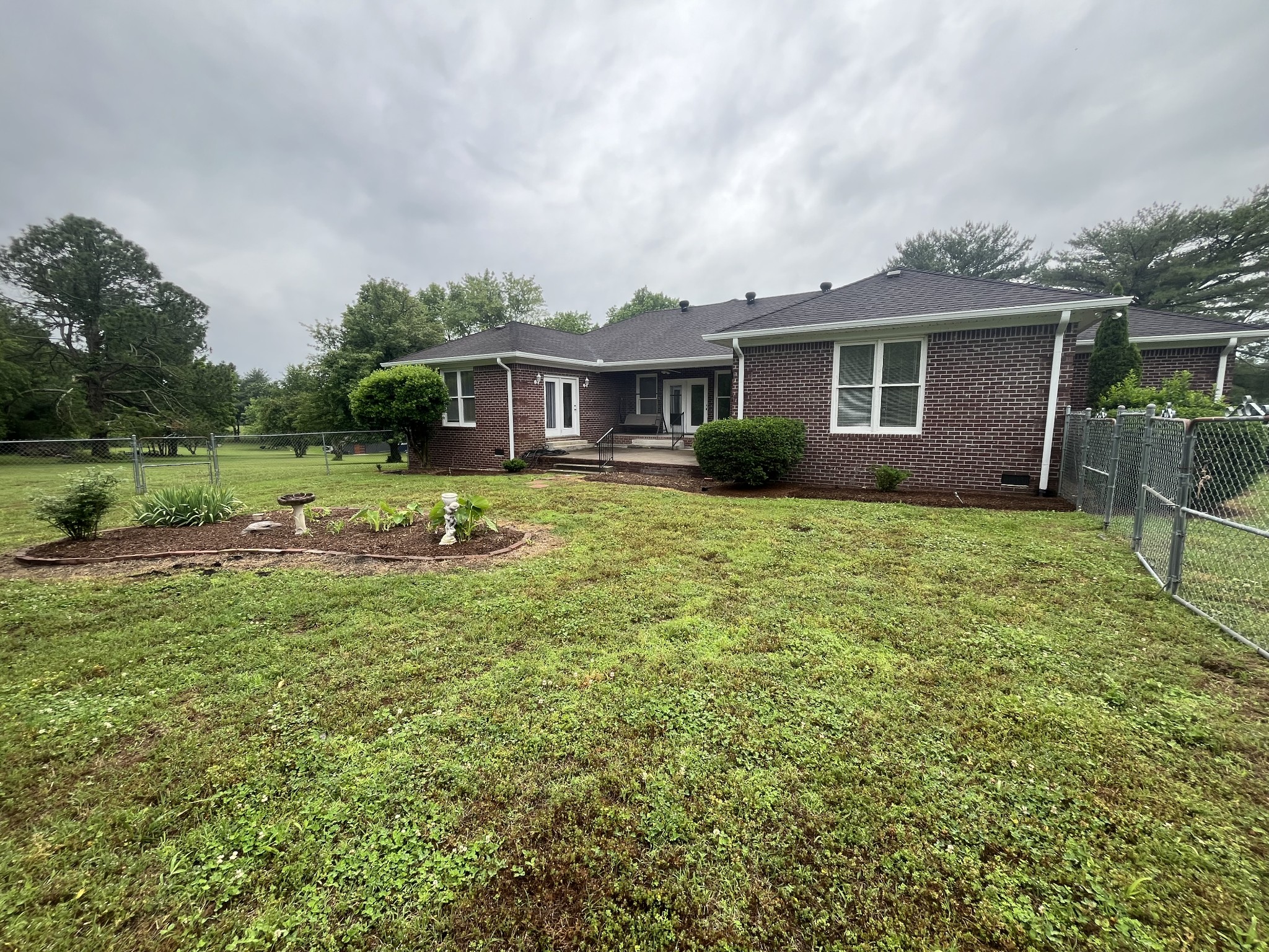 650 Vanderbilt Road Mount Juliet, TN 37122 - Photo 7 of 45 a front view of house with yard and green space