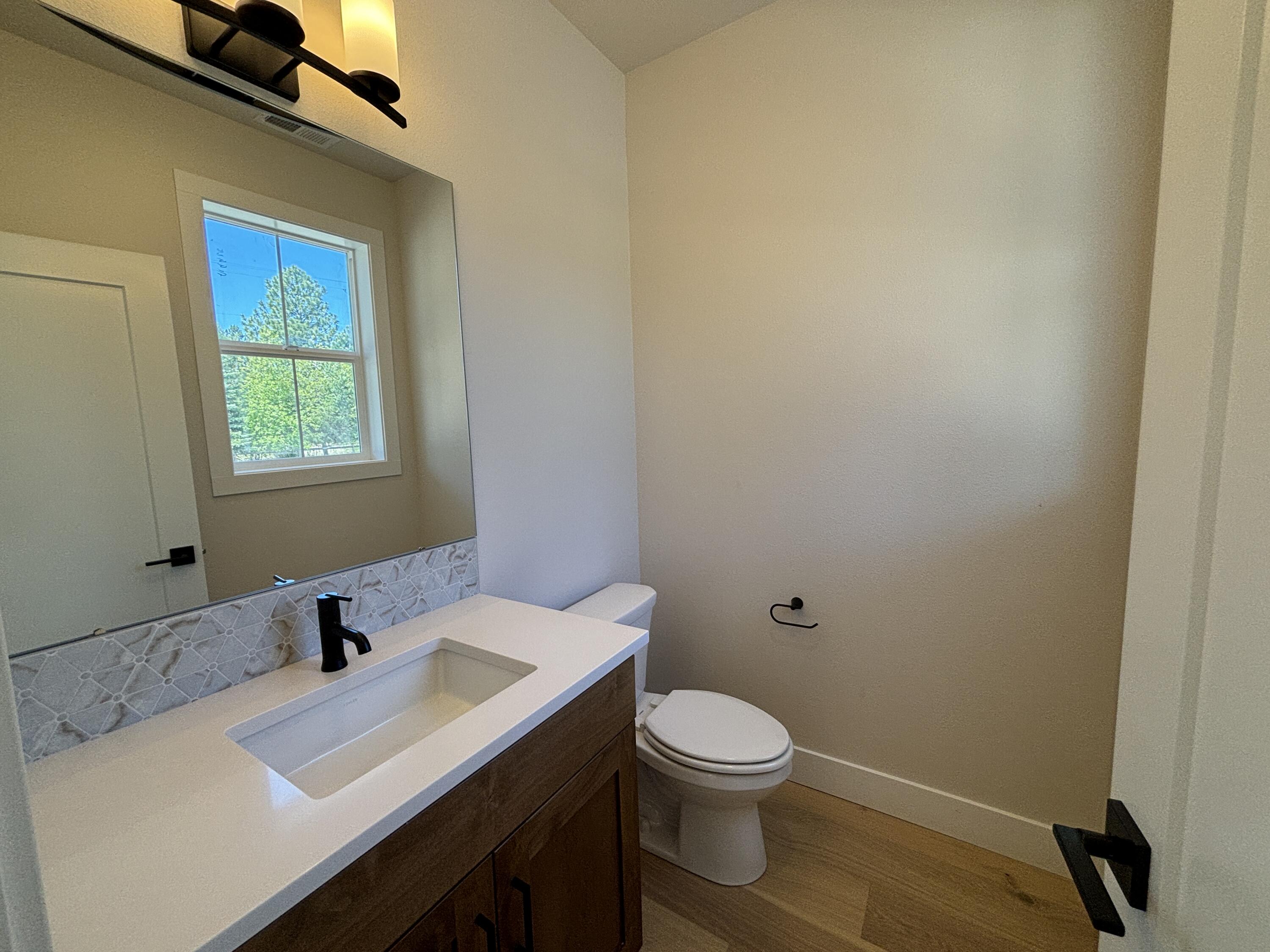 63349 O. B. Riley Road, Unit LOT 12 Bend, OR 97703 - Photo 10 of 23 Guest bath