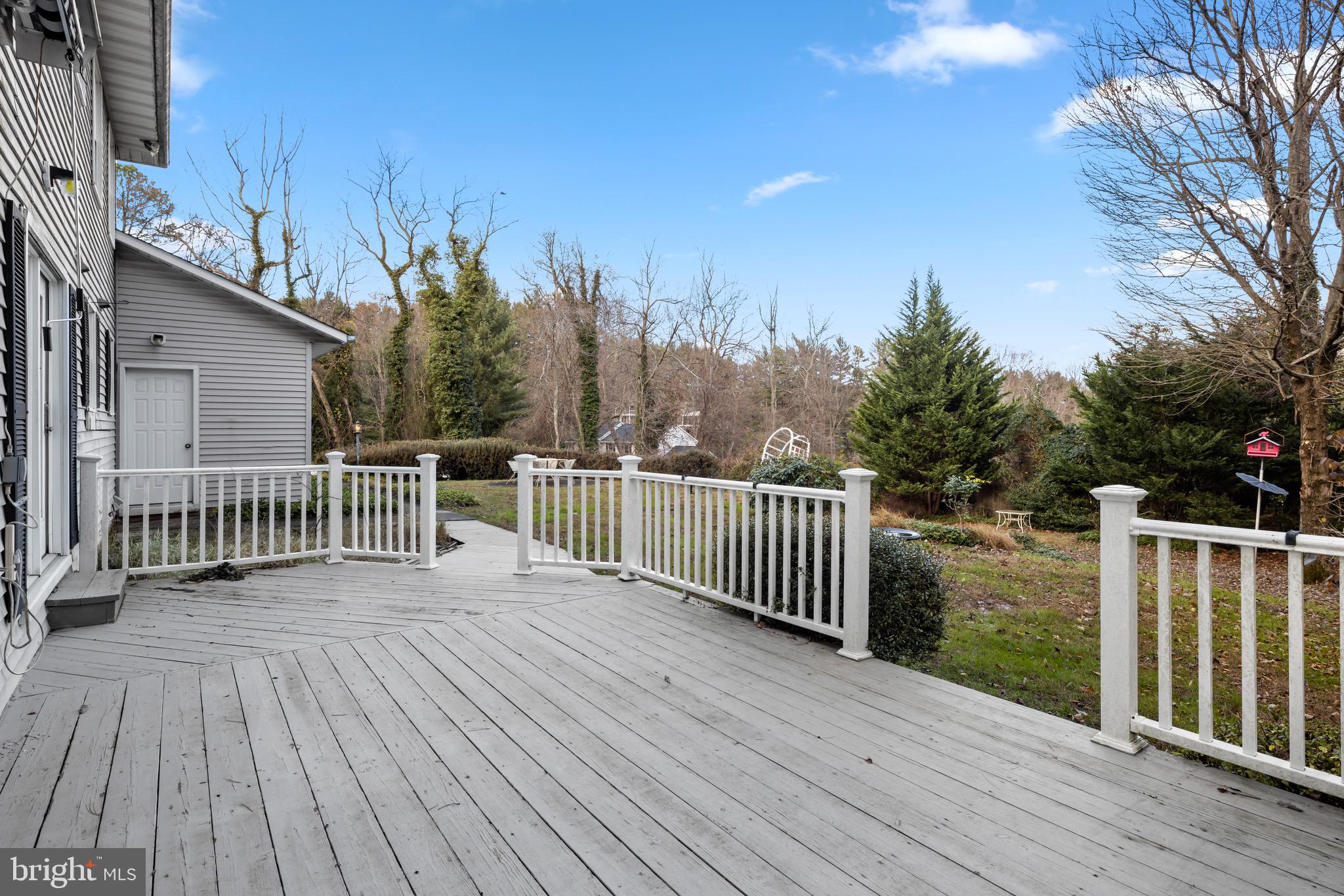 12317 Falls Road Cockeysville, MD 21030 - Photo 6 of 33 Back deck
