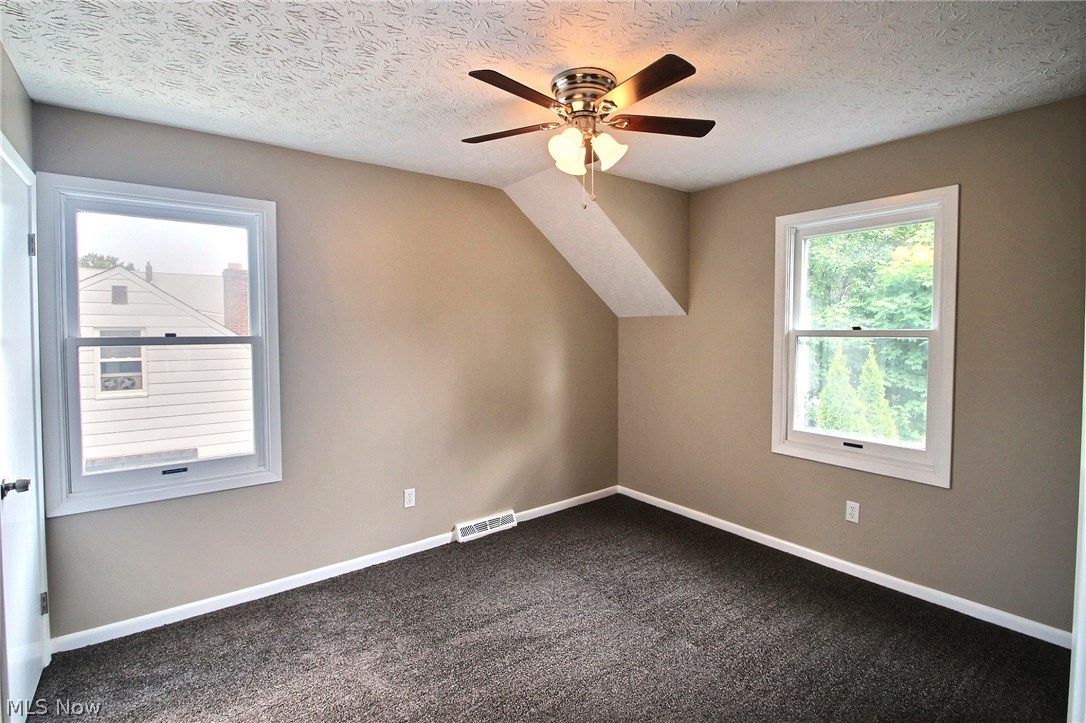 1283 Churchill Road Lyndhurst, OH 44124 - Photo 11 of 16