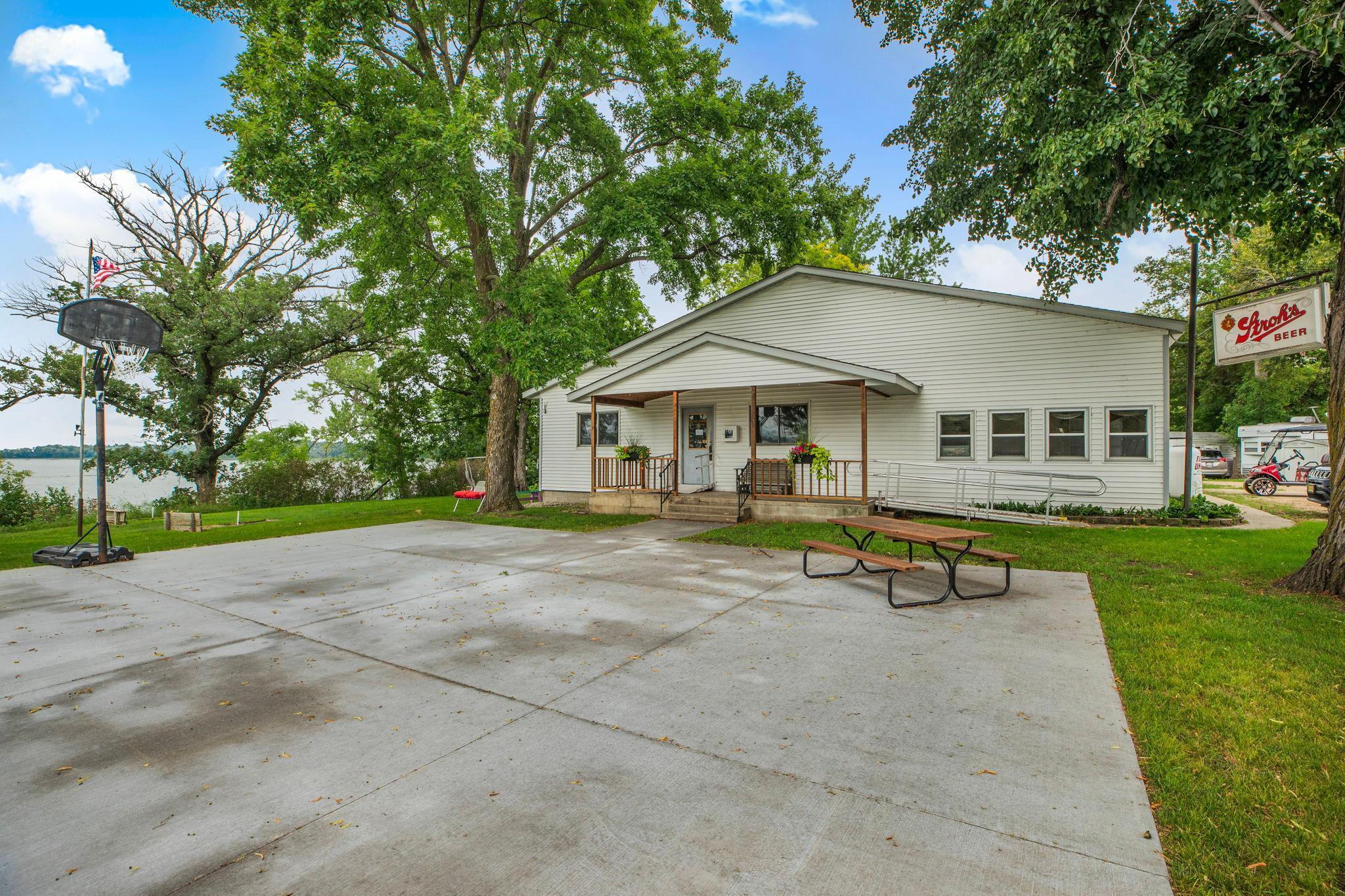 7870 Cottage Lane Southwest, Unit 19 Alexandria, MN 56308 - Photo 8 of 35