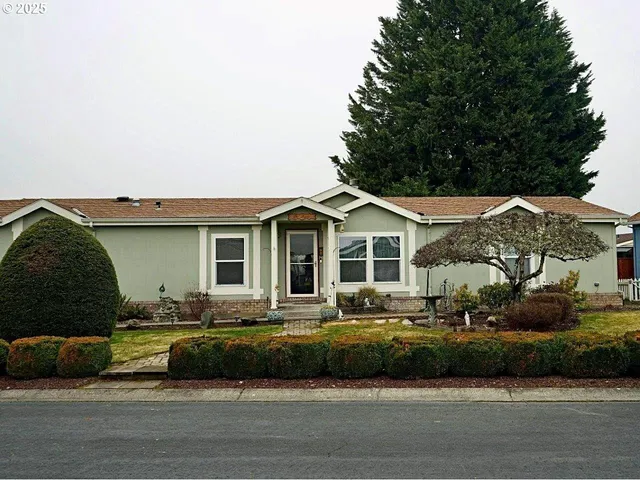 $355,000 | 51361 Hood View Drive, Unit 139, Scappoose, OR 97056