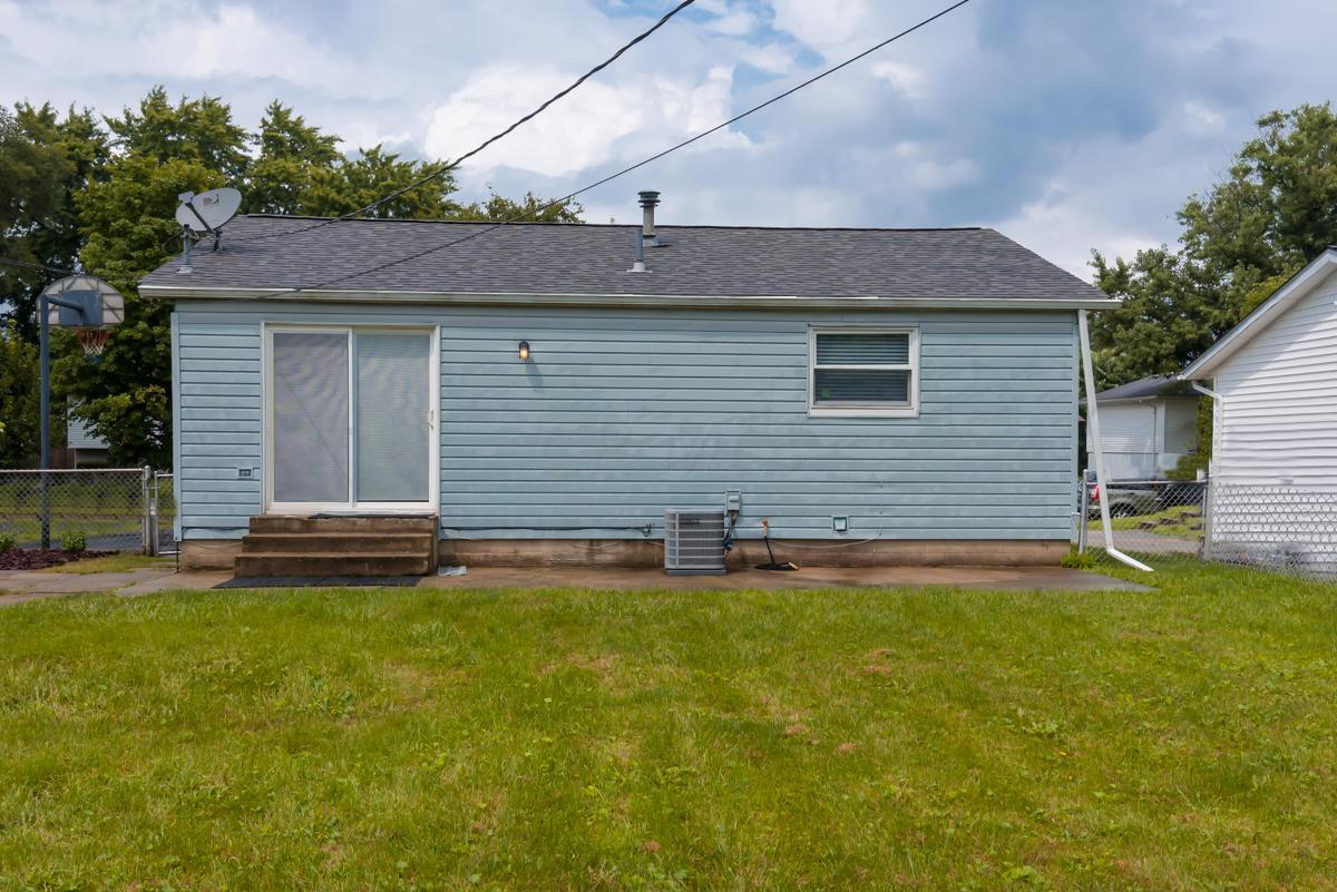 2163 Brookfield Road Columbus, OH 43229 - Photo 3 of 16 Gallery Image 3