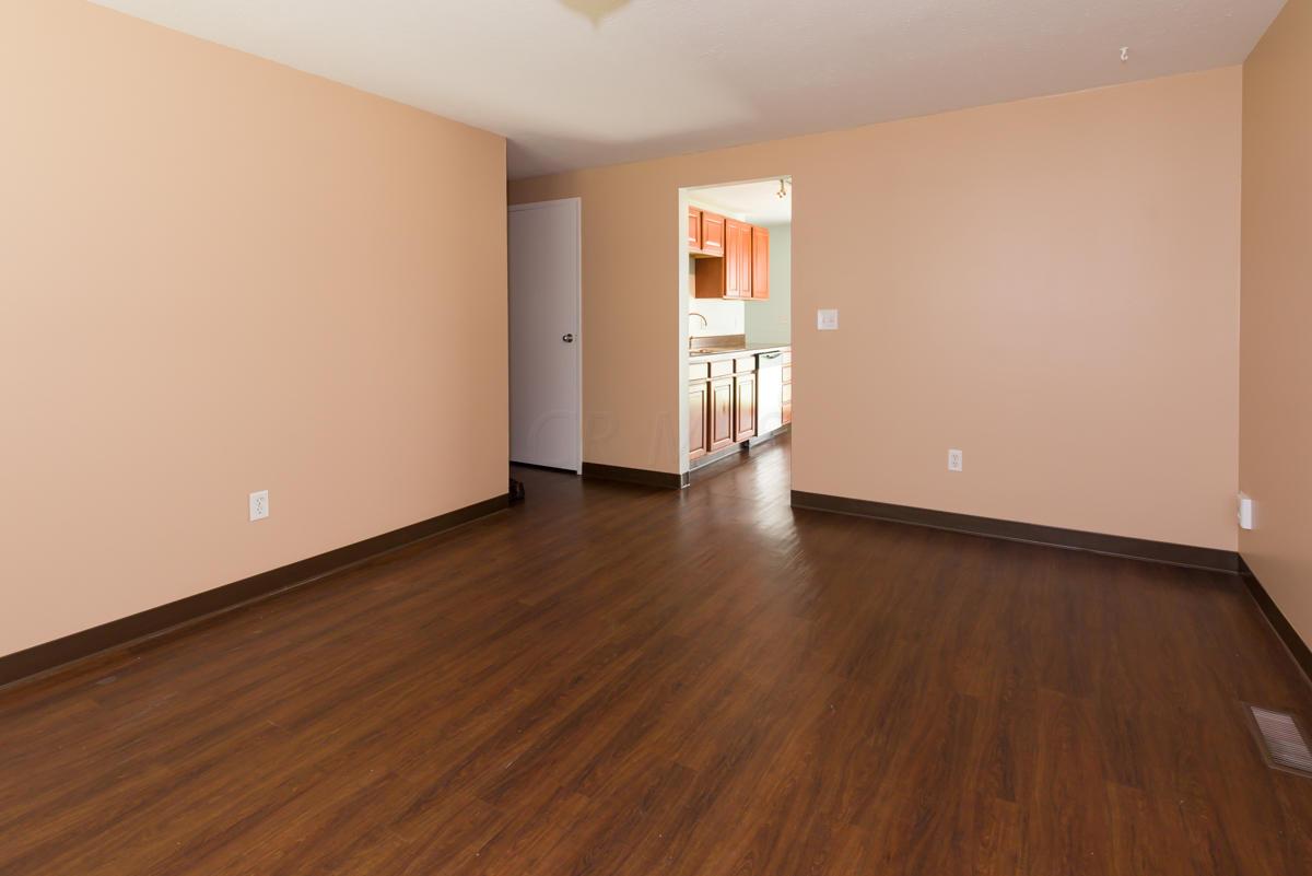2163 Brookfield Road Columbus, OH 43229 - Photo 6 of 16 Gallery Image 6