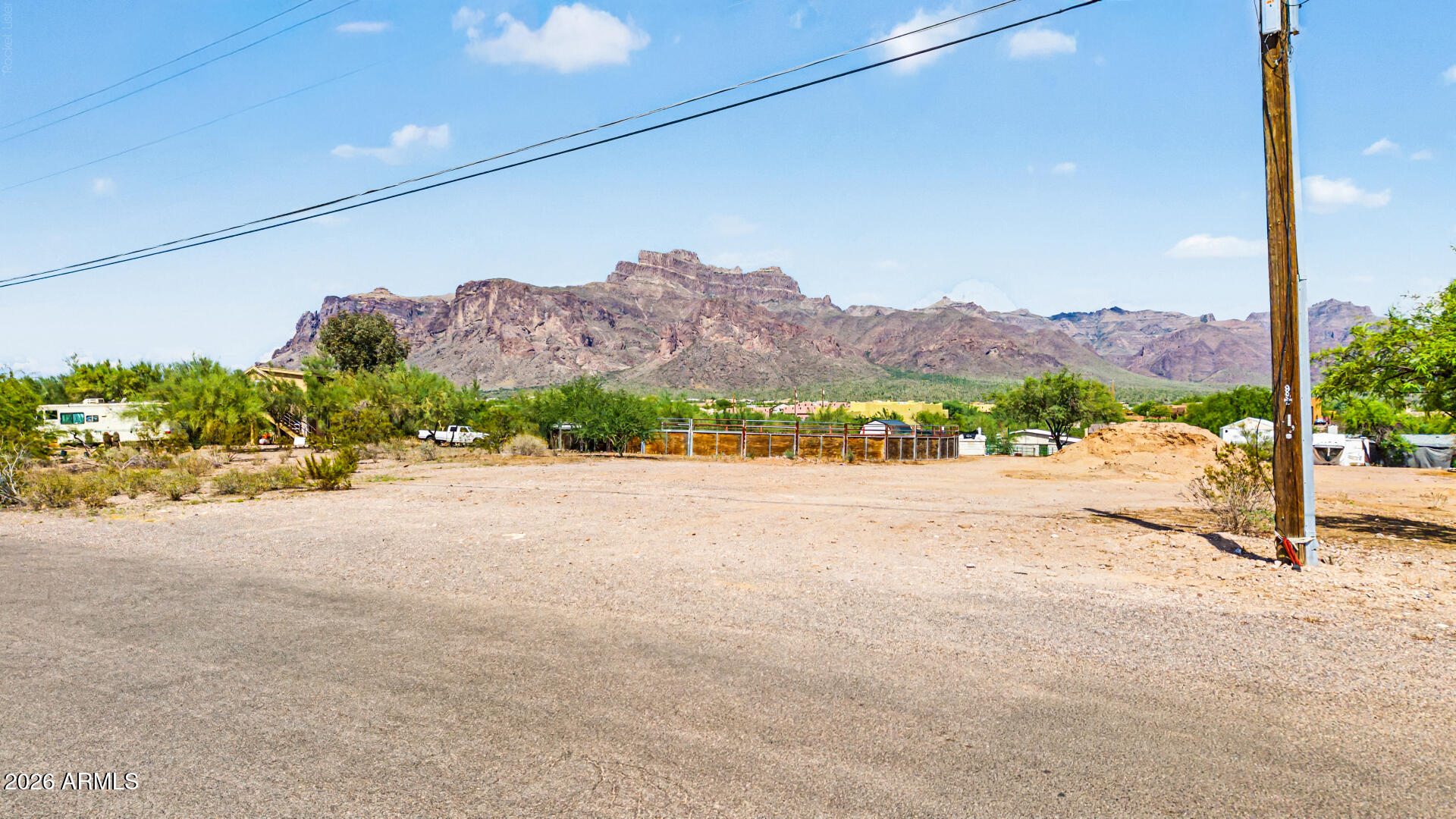 319 South Muleshoe Road, Unit 16D Apache Junction, AZ 85119 - Photo 11 of 12 11-Muleshoe