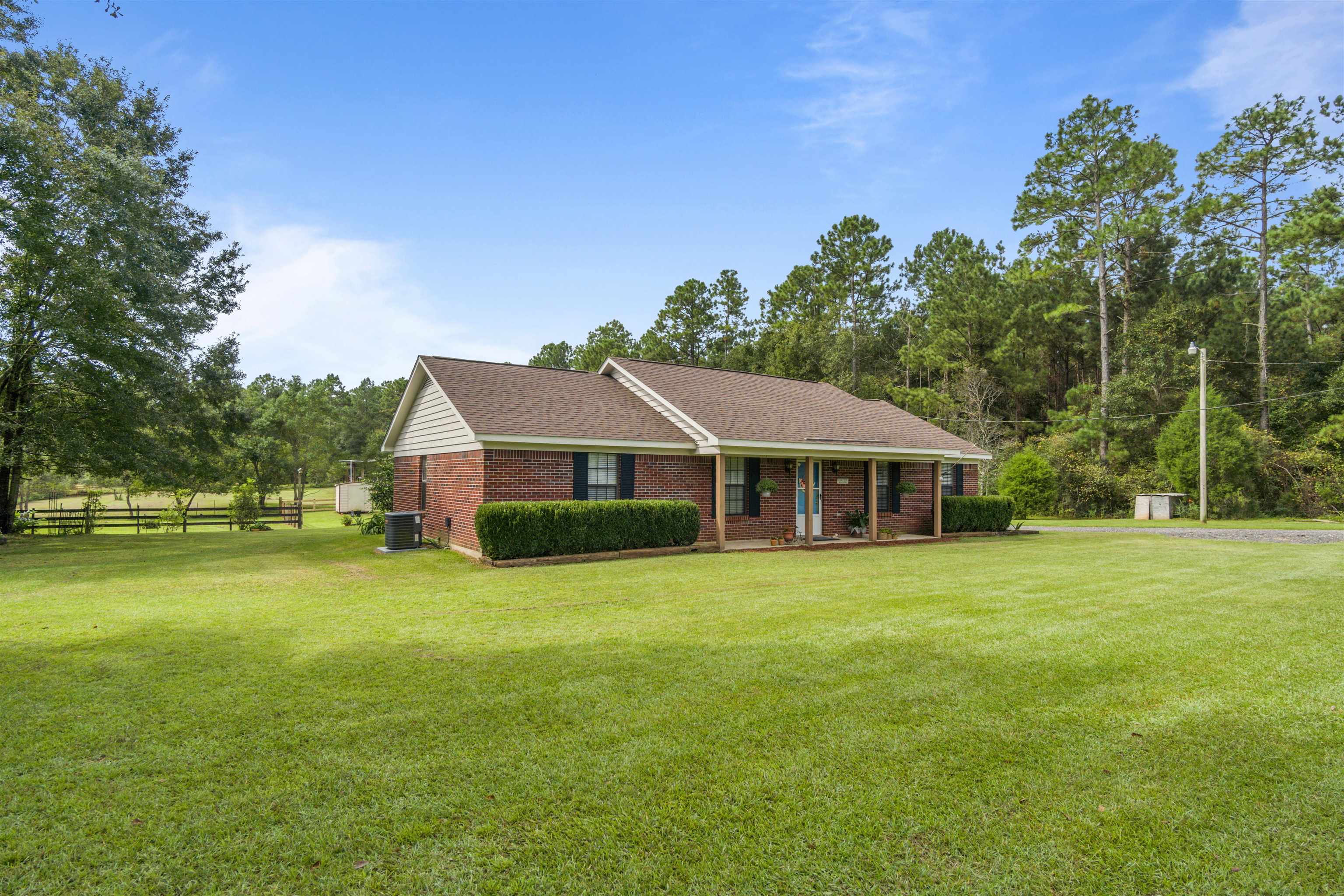 27726 Timber Company Road Robertsdale, AL 36567 - Photo 4 of 33