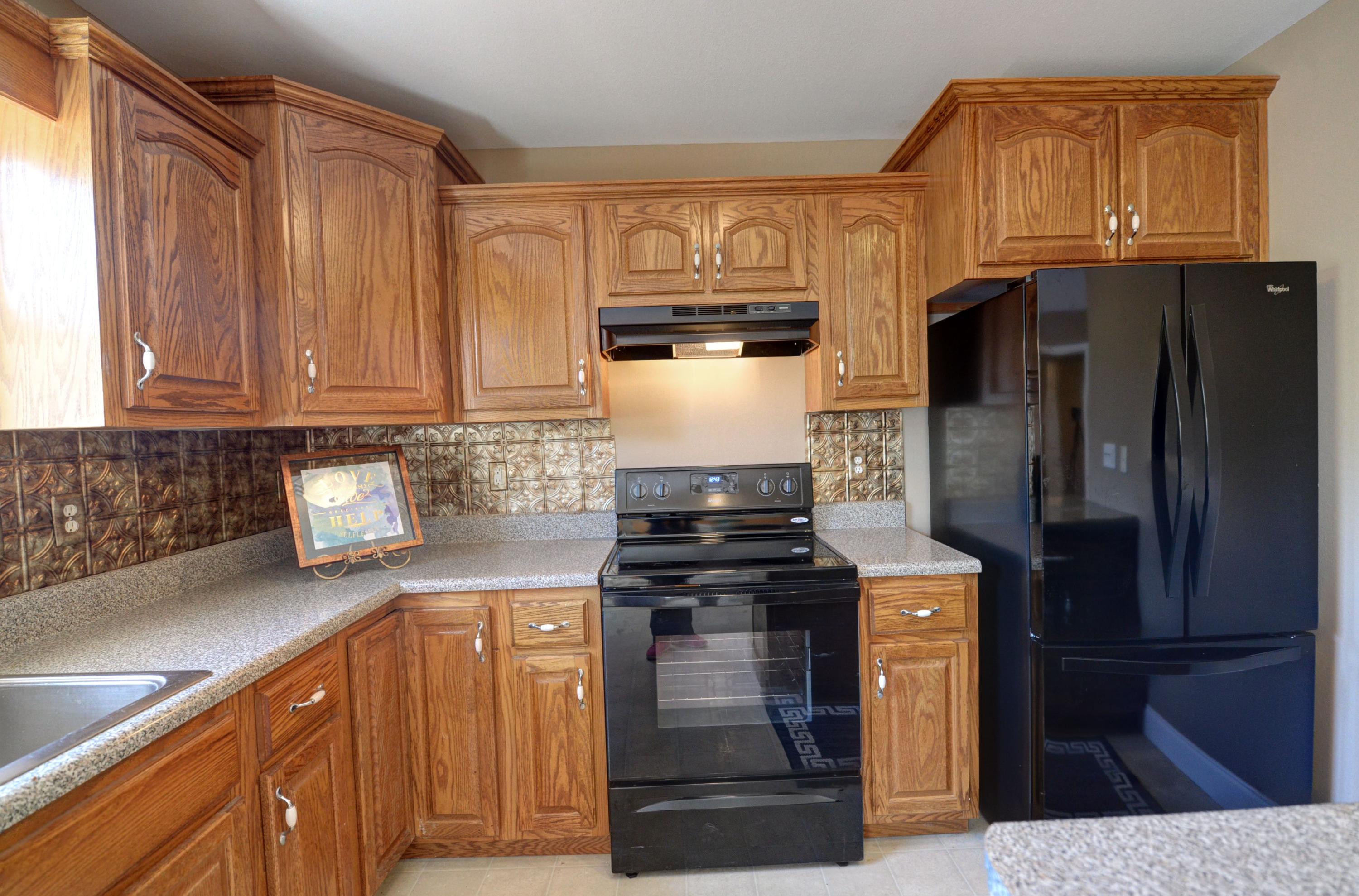 10008 Back Valley Road Evensville, TN 37332 - Photo 13 of 38 13.Back Valley Kitchen 3