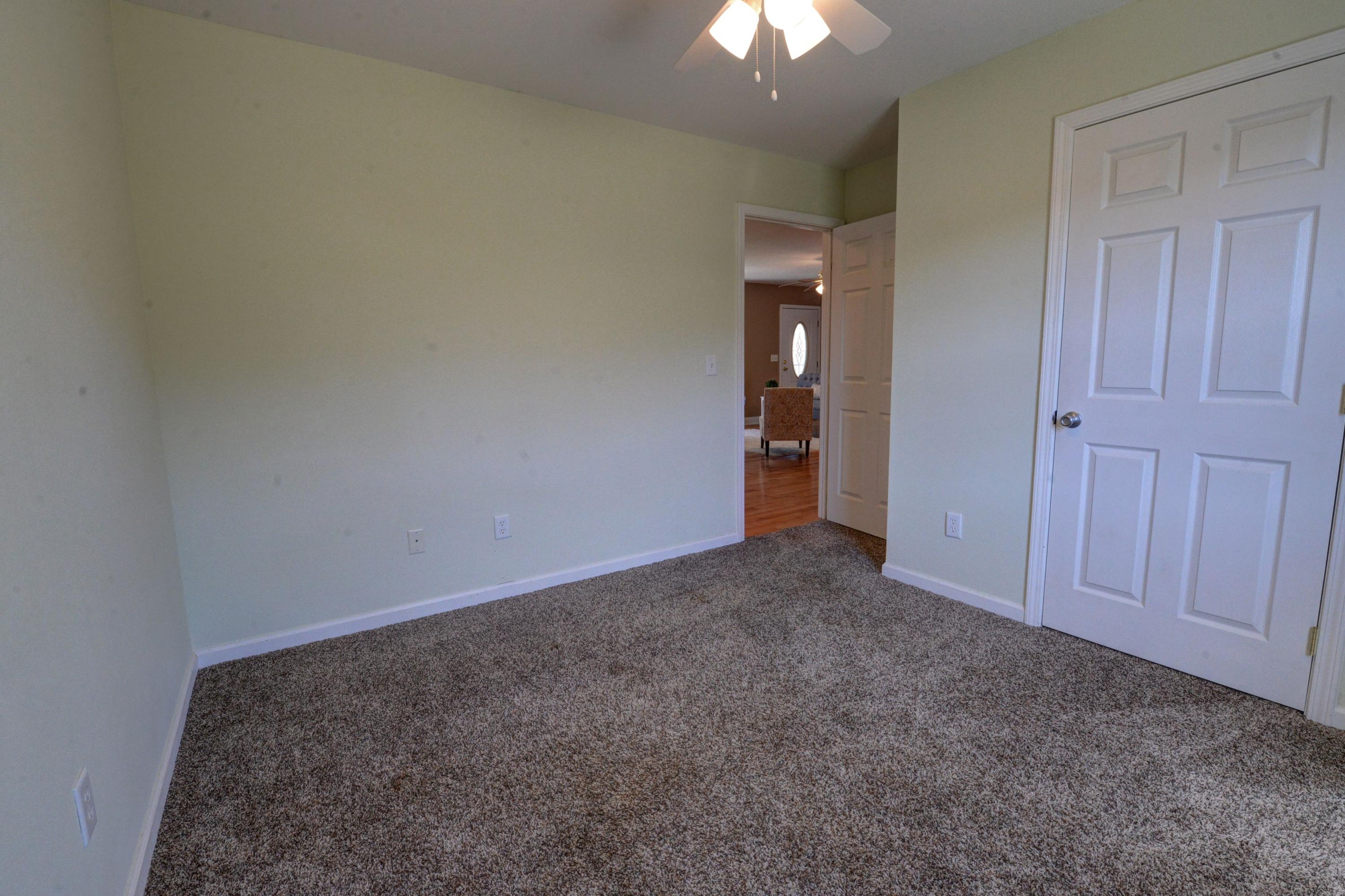 10008 Back Valley Road Evensville, TN 37332 - Photo 23 of 38 23.Back Valley Bedroom Three 3