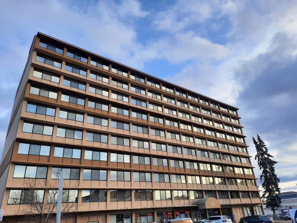 a view of a large building