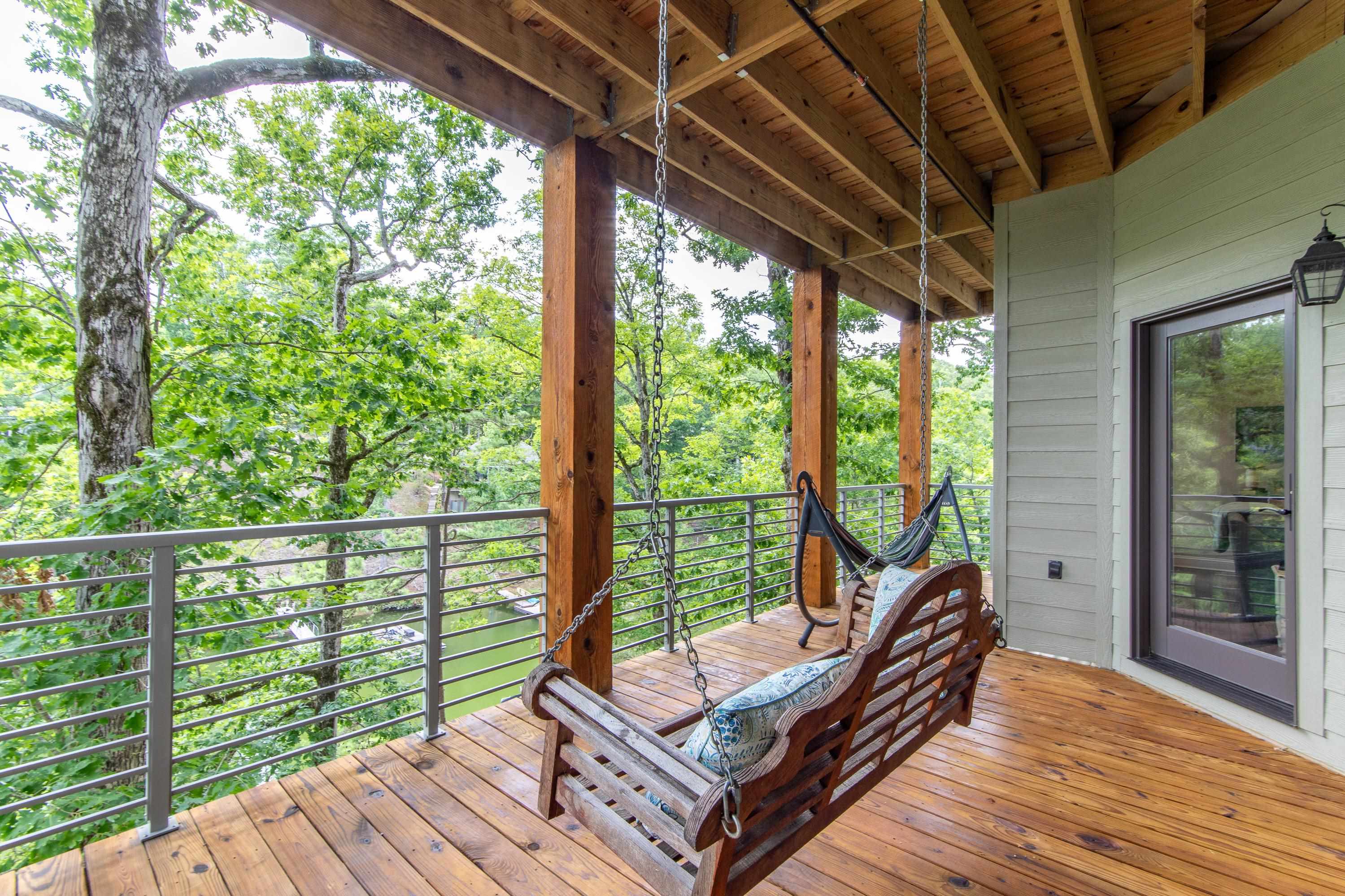 55 Ridge Pointe Drive Savannah, TN 38372 - Photo 32 of 40 View of wooden deck