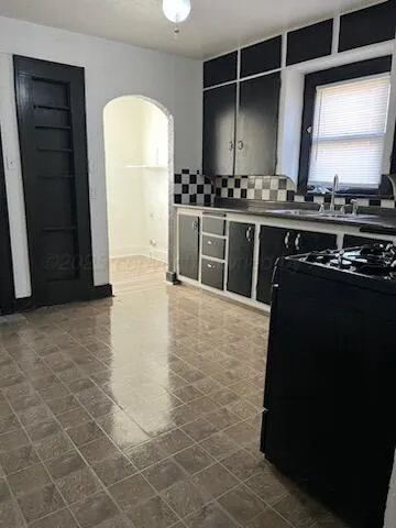 $975 | 308 South Mississippi Street, Amarillo, TX 79106