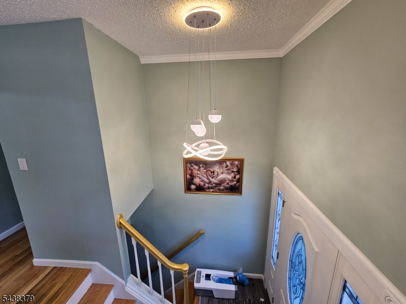 504 Edith Road Landing, NJ 07850 - Photo 6 of 18