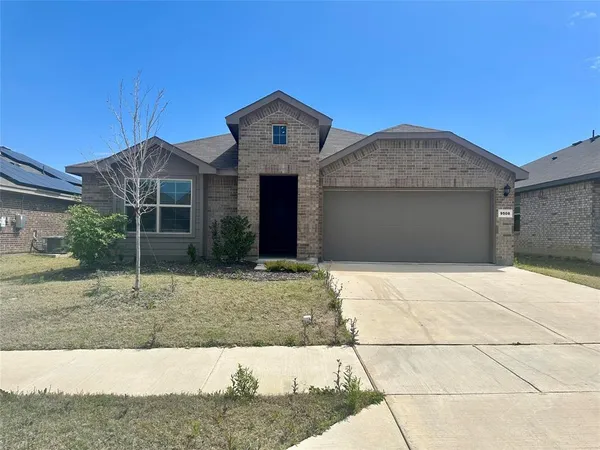 $2,210 | 9508 Golden Summit Drive, Fort Worth, TX 76131