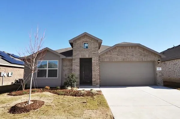 $2,210 | 9508 Golden Summit Drive, Fort Worth, TX 76131