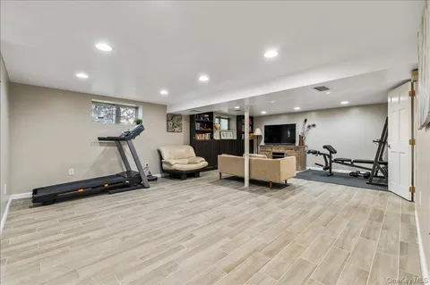 $1,488,000 | 9 Delaware Avenue, Jericho, NY 11753