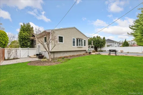 $1,488,000 | 9 Delaware Avenue, Jericho, NY 11753