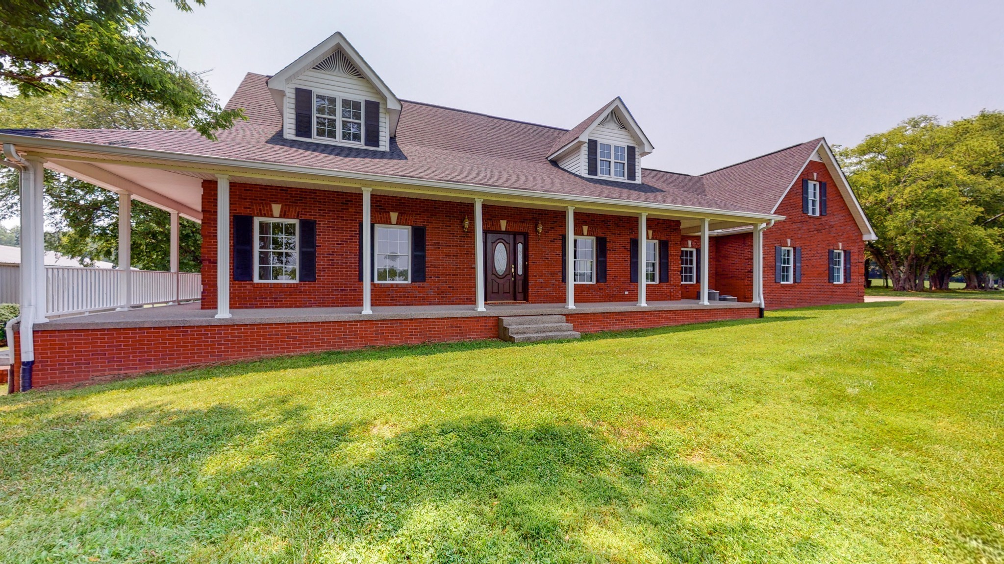 656 Greenvale Road Milton, TN 37118 - Photo 1 of 43 front view of a house with a yard